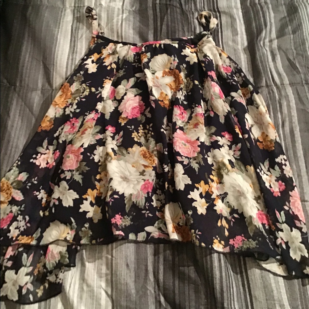 Floral Wet Seal crop top
